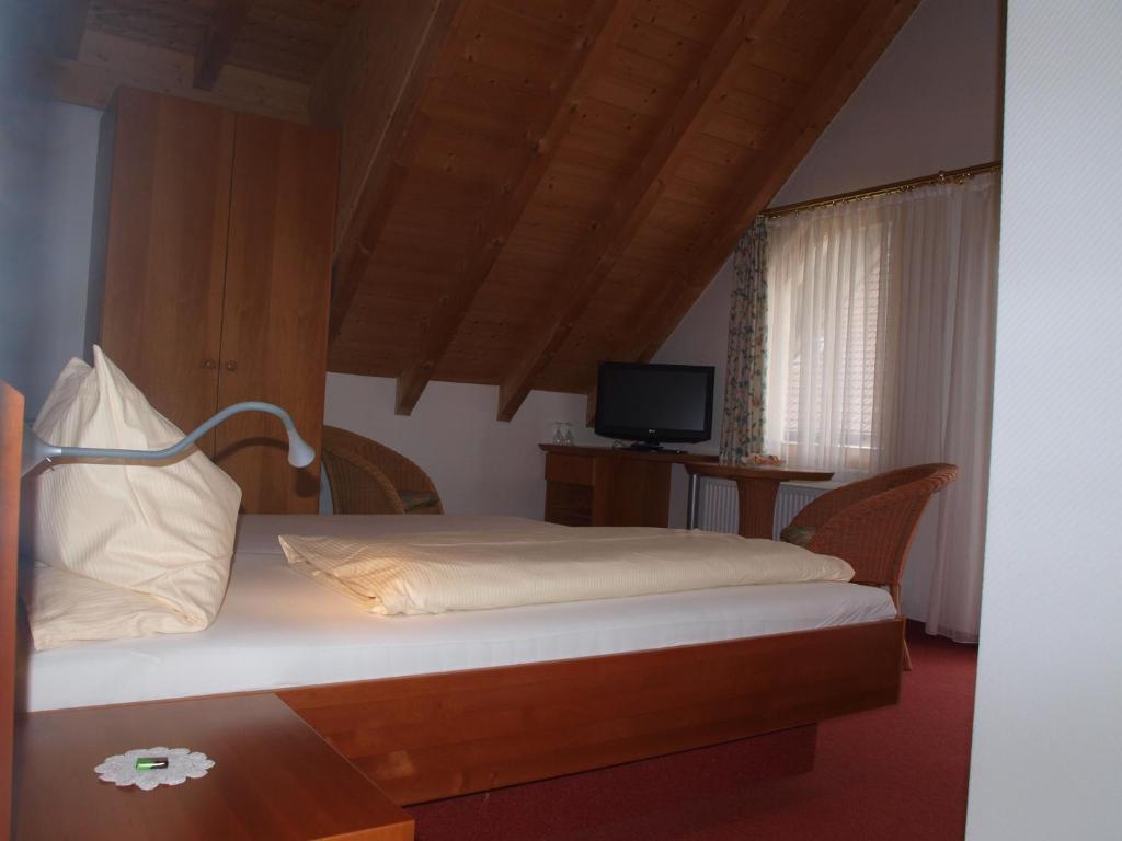 Hotel Vier Loewen Schönau im Schwarzwald Pokój zdjęcie
